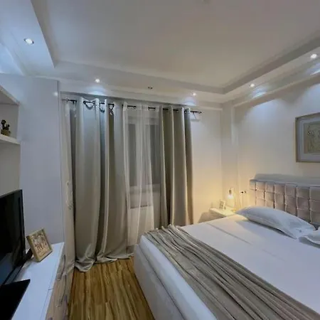 Rizz 2 Apartment *