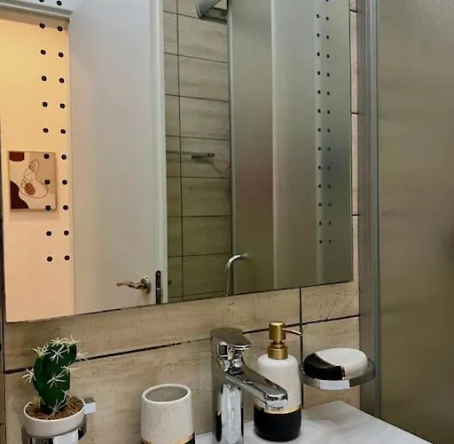 Apartment Rizz 2 *